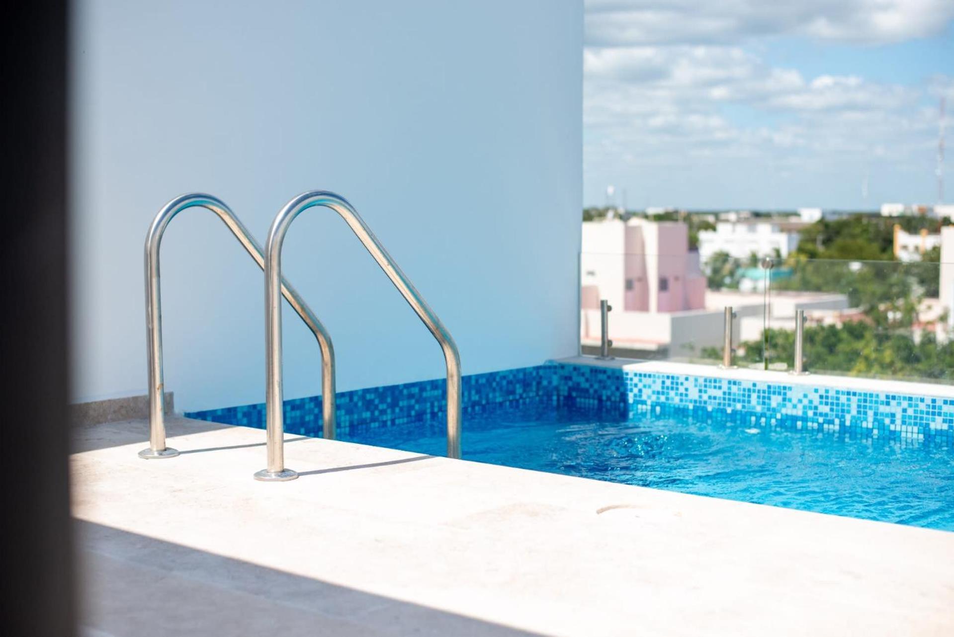 Serenity In The Sky - With Rooftop And Plunge Pool Apartment