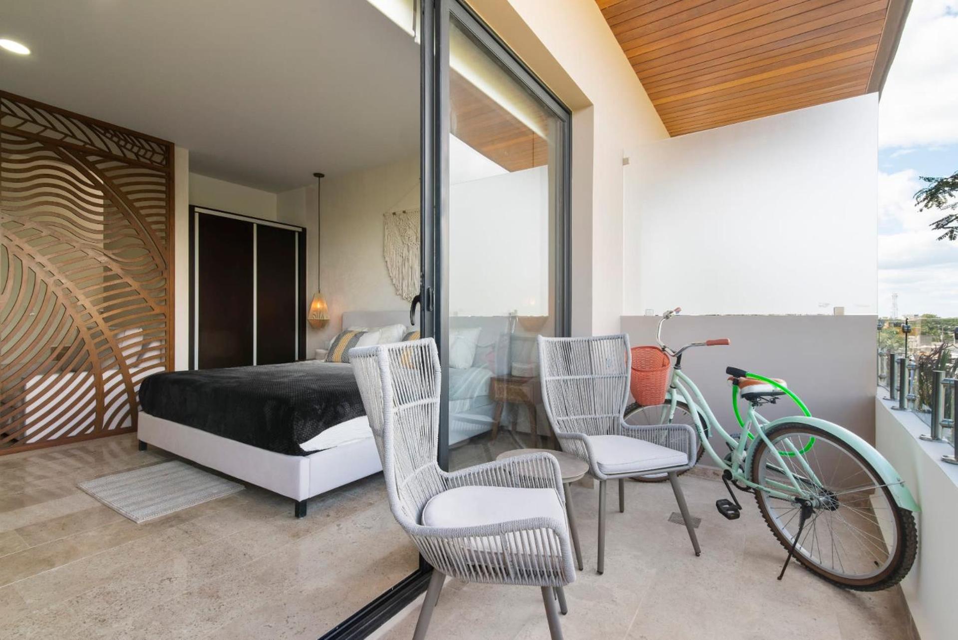 Serenity In The Sky - With Rooftop And Plunge Pool Apartment *